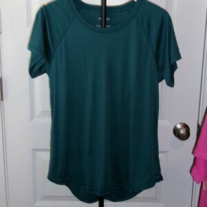 Tek Gear Tee NWOT Teal Large